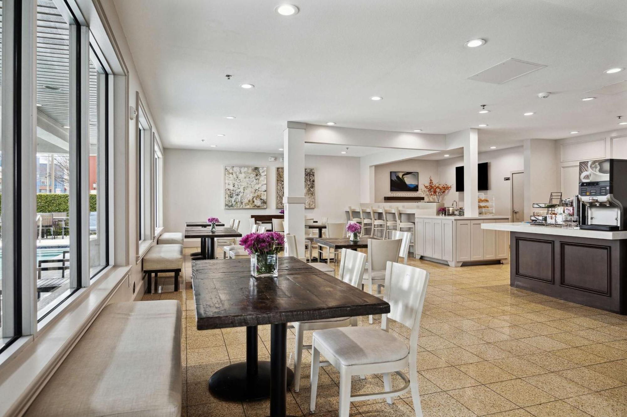Western Downtown & 3* Houston